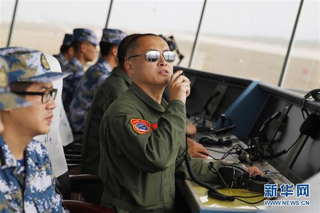 （改革先鋒風(fēng)采&middot;圖文互動）（1）戴明盟：航母戰(zhàn)斗機英雄試飛員