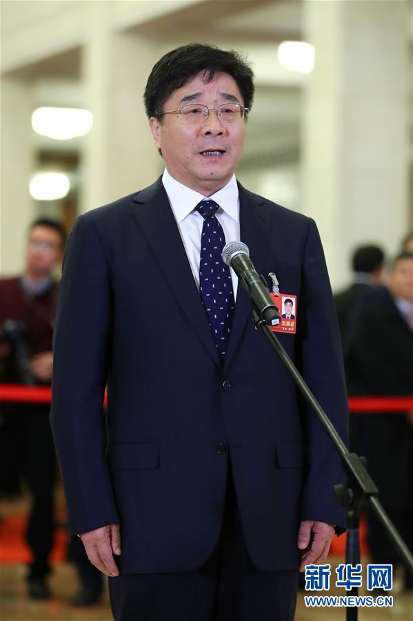 （兩會&middot;XHDW）（9）全國政協(xié)委員接受采訪