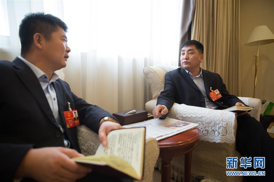 (兩會(huì)·基層代表履職故事)(3)全國人大代表吳云波:共享新時(shí)代發(fā)展成果