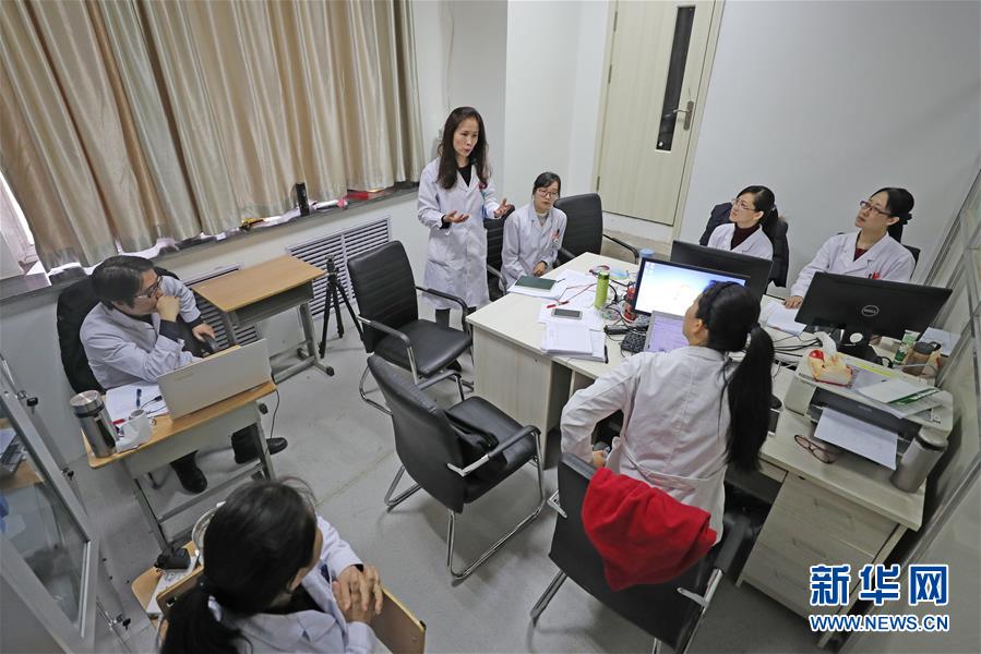 （兩會&middot;基層代表履職故事）（6）全國人大代表李潞：承載生命囑托 堅守醫(yī)生職責(zé)