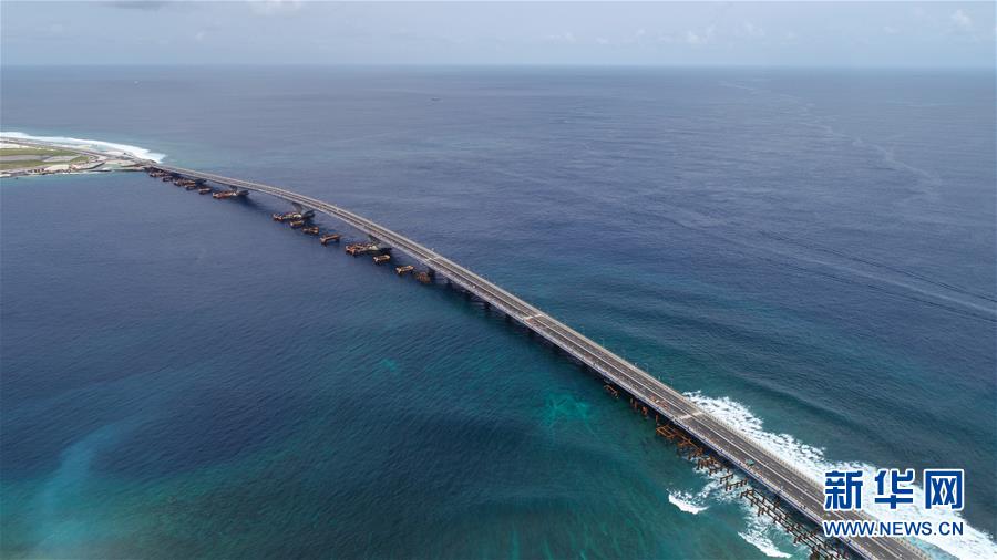 (新華全媒頭條·圖文互動(dòng))(16)風(fēng)正一帆懸——以習(xí)近平同志為核心的黨中央治國理政一年間