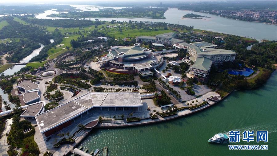 (新華全媒頭條·圖文互動(dòng))(14)風(fēng)正一帆懸——以習(xí)近平同志為核心的黨中央治國理政一年間