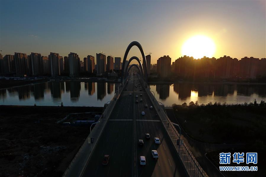 (在習(xí)近平新時(shí)代中國(guó)特色社會(huì)主義思想指引下——新時(shí)代新作為新篇章·圖文互動(dòng))(2)煤都之藍(lán) 大同大不同