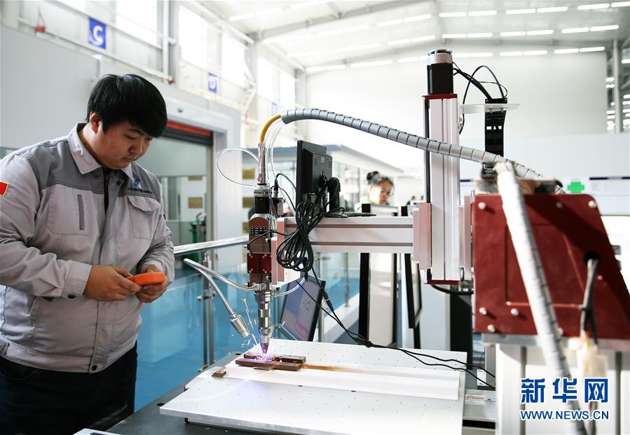 （新華全媒頭條&middot;圖文互動(dòng)）（5）聚焦高質(zhì)量，躍上新臺(tái)階&mdash;&mdash;新年開局看中國經(jīng)濟(jì)信心和潛力