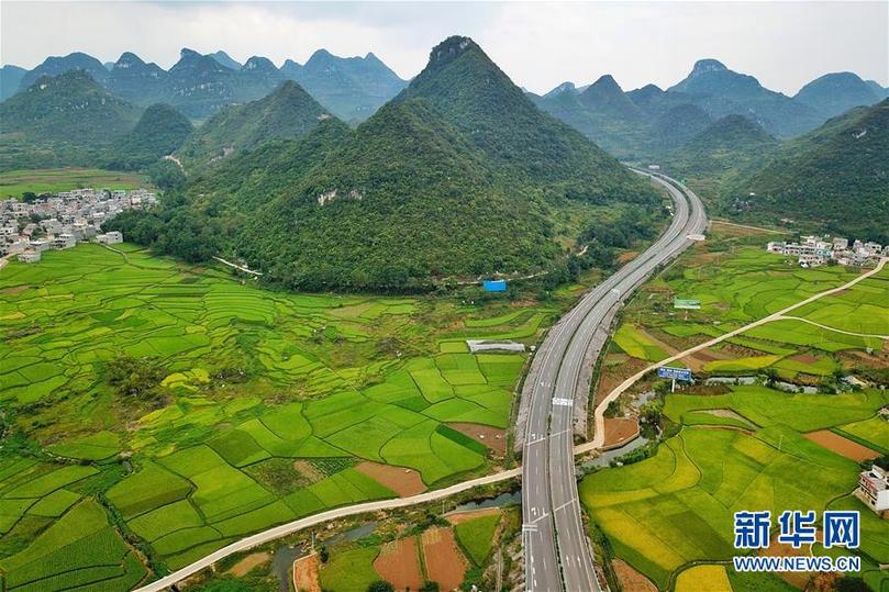 （新華全媒頭條&middot;圖文互動）（12）山鄉(xiāng)巨變&mdash;&mdash;來自貴州扶貧一線的報告