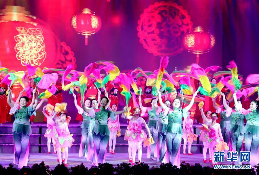 （在習近平新時代中國特色社會主義思想指引下&mdash;&mdash;新時代新作為新篇章&middot;圖文互動）（2）歡樂的&ldquo;精氣神兒&rdquo;從哪來？&mdash;&mdash;&ldquo;東北小延安&rdquo;用&ldquo;文化密鑰&rdquo;解鎖基層治理