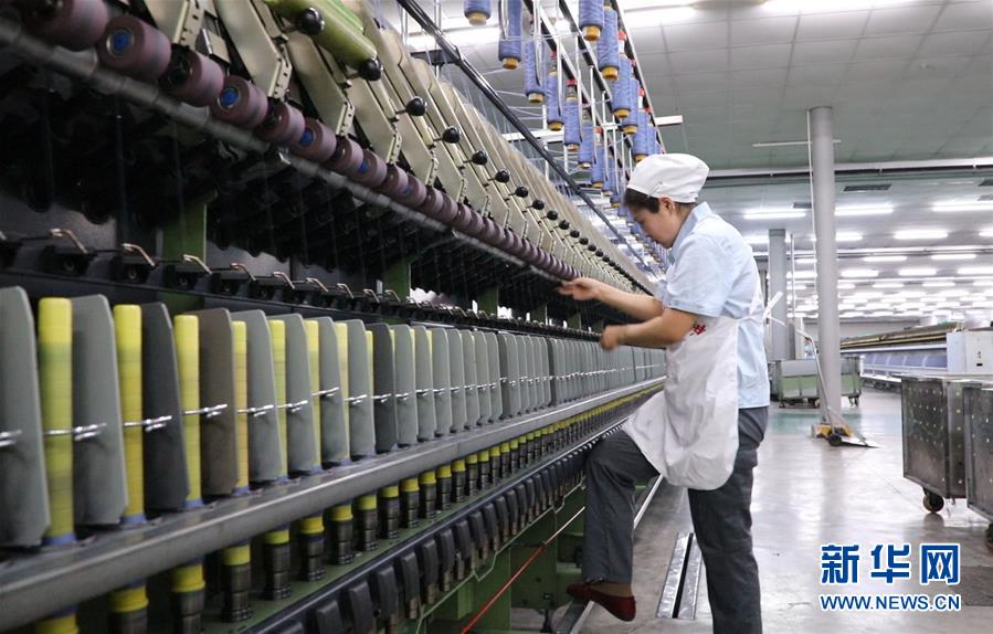 (代表委員履職·圖文互動)(2)全國人大代表范冬云:紡織業(yè)需科技“造血”