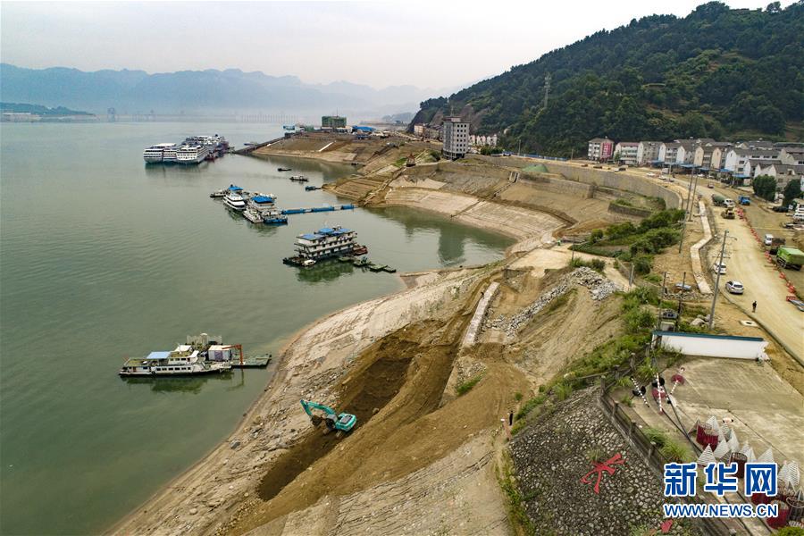 #(新華全媒頭條·兩會特別報道·圖文互動)(5)凝聚不懈奮斗的磅礴力量——從全國兩會看奮進(jìn)中國的奮斗姿態(tài)