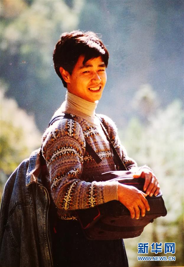 (新華全媒頭條·圖文互動(dòng))(2)以生命赴使命 用熱血鑄忠魂——記犧牲在脫貧攻堅(jiān)戰(zhàn)場(chǎng)上的英雄們