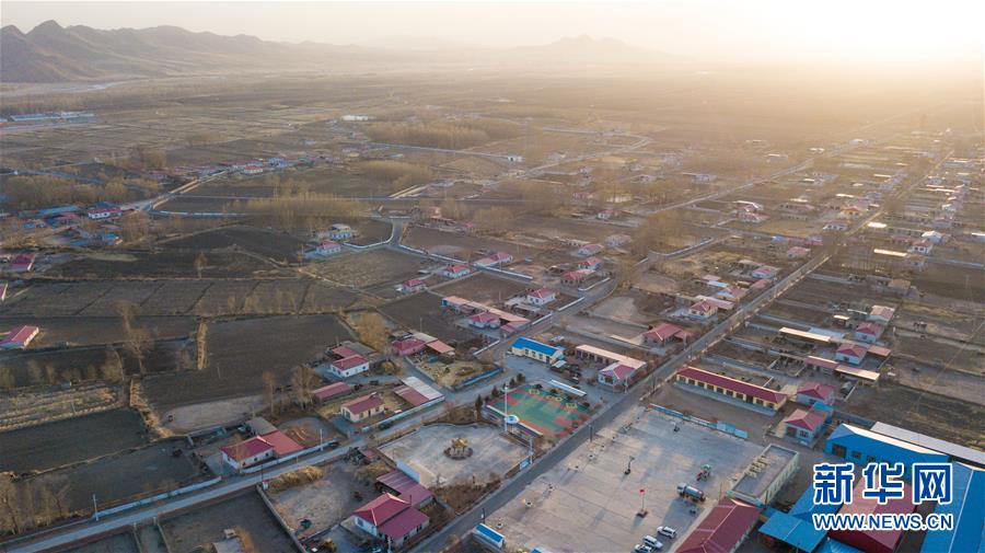 （壯麗70年&middot;奮斗新時代&middot;圖文互動）（4）情同一家，守望相助，共奔小康&mdash;&mdash;內(nèi)蒙古興安盟巴彥敖包嘎查民族團(tuán)結(jié)見聞