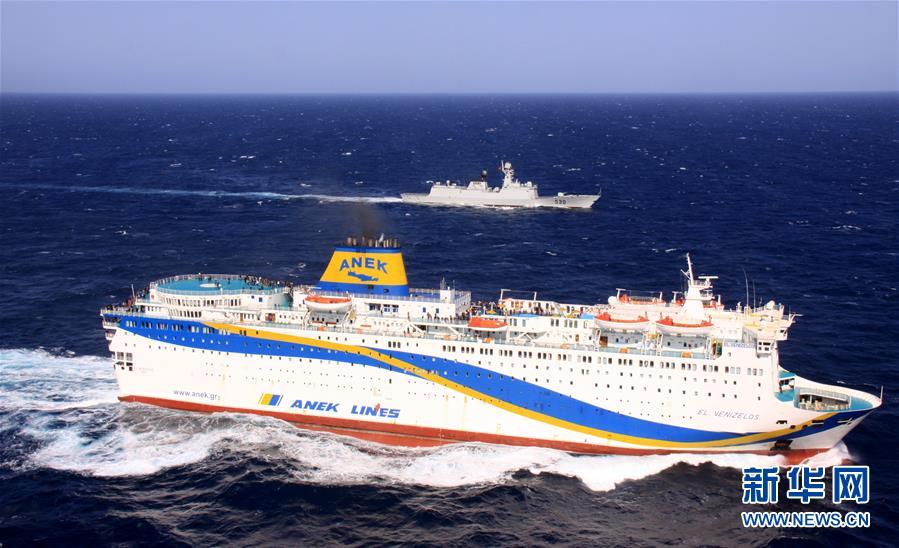 (人民海軍70年·新華全媒頭條·圖文互動)(12)向著深藍(lán)出發(fā)——獻(xiàn)給人民海軍成立70周年