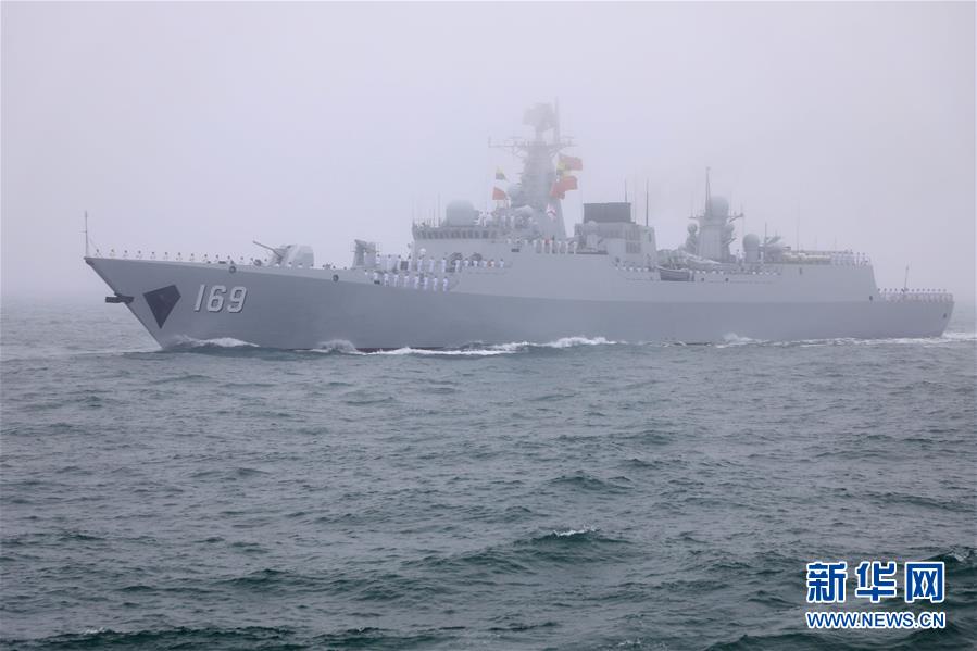 （新華全媒頭條&middot;人民海軍70年&middot;圖文互動(dòng)）（6）奏響新時(shí)代海上和平樂(lè)章&mdash;&mdash;人民海軍成立70周年海上閱兵活動(dòng)紀(jì)實(shí)