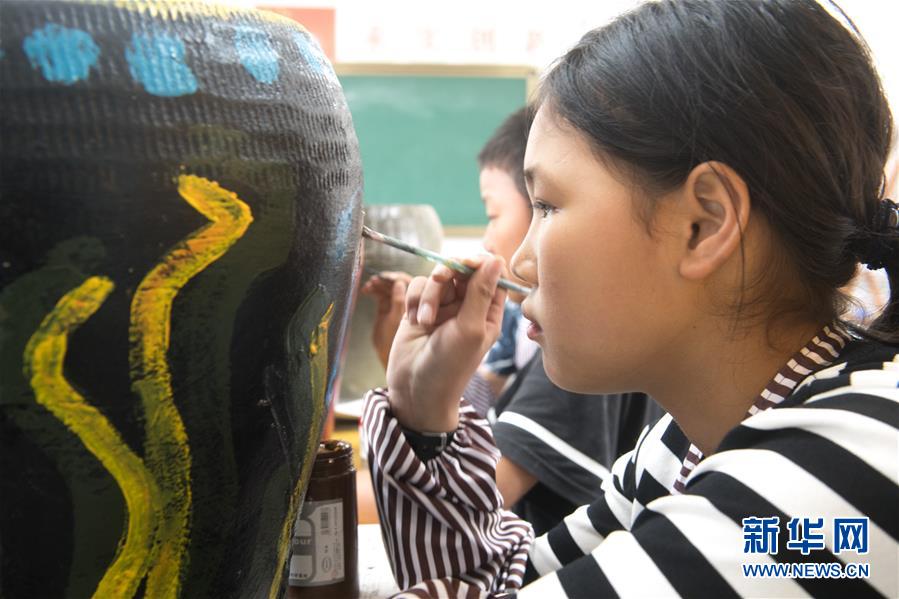 （壯麗70年&middot;奮斗新時(shí)代&middot;圖文互動）（7）&ldquo;東海明珠&rdquo;挺立一座&ldquo;精神燈塔&rdquo;&mdash;&mdash;追尋浙江臺州大陳島墾荒精神