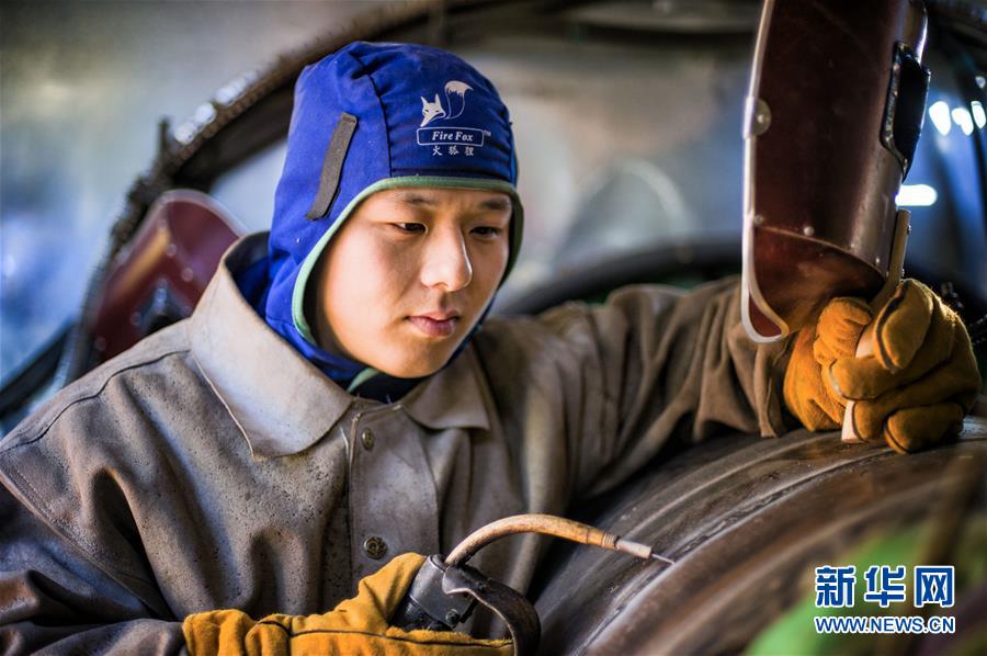 （新華全媒頭條&middot;愛國情 奮斗者&middot;圖文互動(dòng)）（3）以青春之我，創(chuàng)青春中國&mdash;&mdash;寫在五四運(yùn)動(dòng)100周年之際