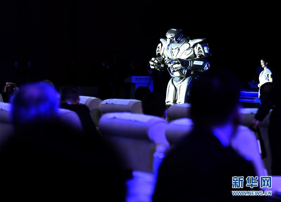 （新華全媒頭條&middot;圖文互動）（1）擁抱智能新時代：世界智能大會釋放了哪些新信號？