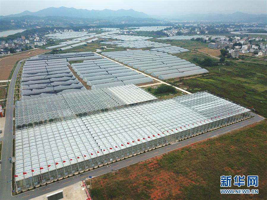 (新華全媒頭條·壯麗70年·奮斗新時(shí)代——記者再走長(zhǎng)征路·圖文互動(dòng))(3)跨越“第一渡” 長(zhǎng)征出發(fā)地“換了人間”