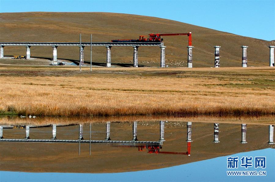 （新華全媒頭條&middot;壯麗70年&middot;奮斗新時(shí)代&middot;圖文互動(dòng)）（10）開拓雪域高原的夢(mèng)想之路&mdash;&mdash;來自青藏鐵路的蹲點(diǎn)報(bào)告