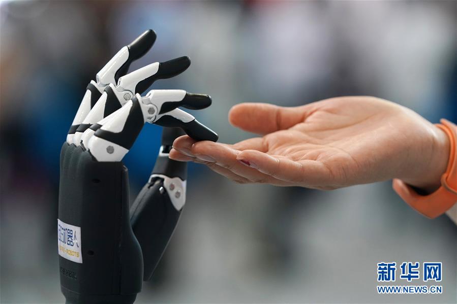 (新華全媒頭條·圖文互動)(5)“創(chuàng)”響中國——2019年全國雙創(chuàng)活動周熱點(diǎn)觀察