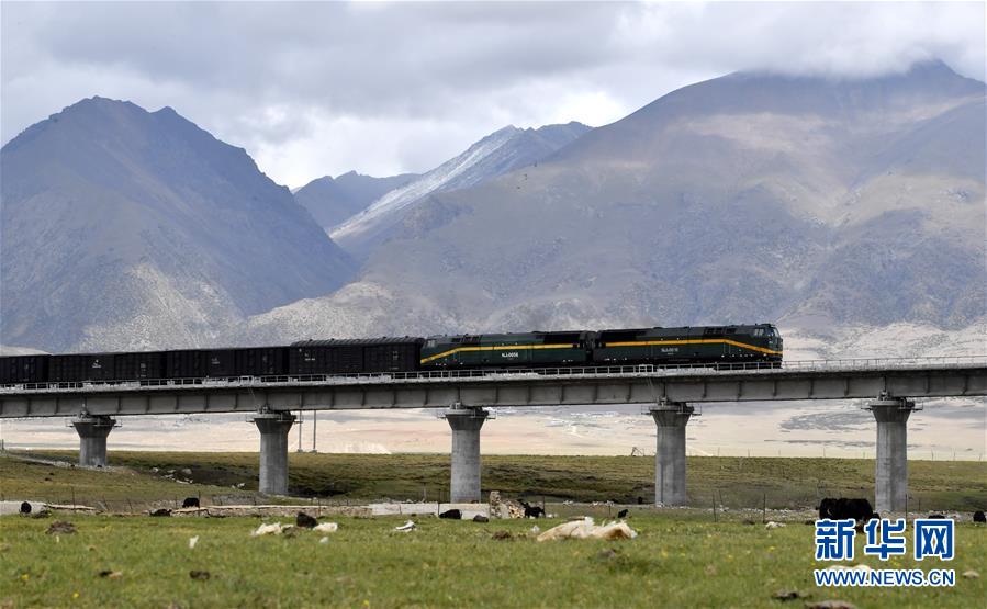 （壯麗七十年&middot;奮斗新時代&middot;圖文互動）（4）天路，讓世界屋脊不再遙遠
