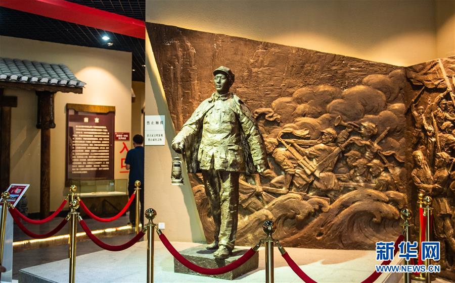 （壯麗70年&middot;奮斗新時(shí)代&mdash;&mdash;記者再走長(zhǎng)征路&middot;圖文互動(dòng)）（1）長(zhǎng)征路上，那一盞盞馬燈