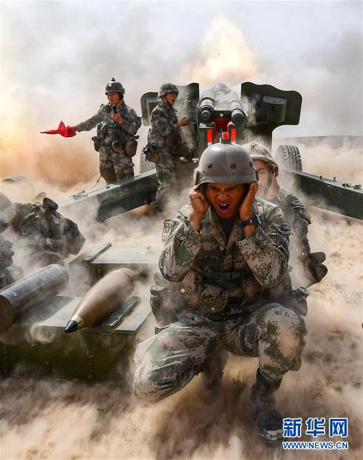 (新華全媒頭條·圖文互動)(9)我們是一支不可戰(zhàn)勝的力量——獻(xiàn)給中國人民解放軍建軍92周年