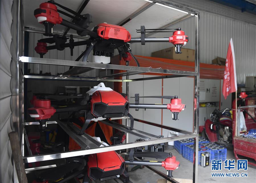 （在習(xí)近平新時(shí)代中國特色社會(huì)主義思想指引下&mdash;&mdash;新時(shí)代新作為新篇章&middot;圖文互動(dòng)）（3）吉林萬昌現(xiàn)代農(nóng)業(yè)發(fā)展先導(dǎo)區(qū)&ldquo;三變&rdquo; 