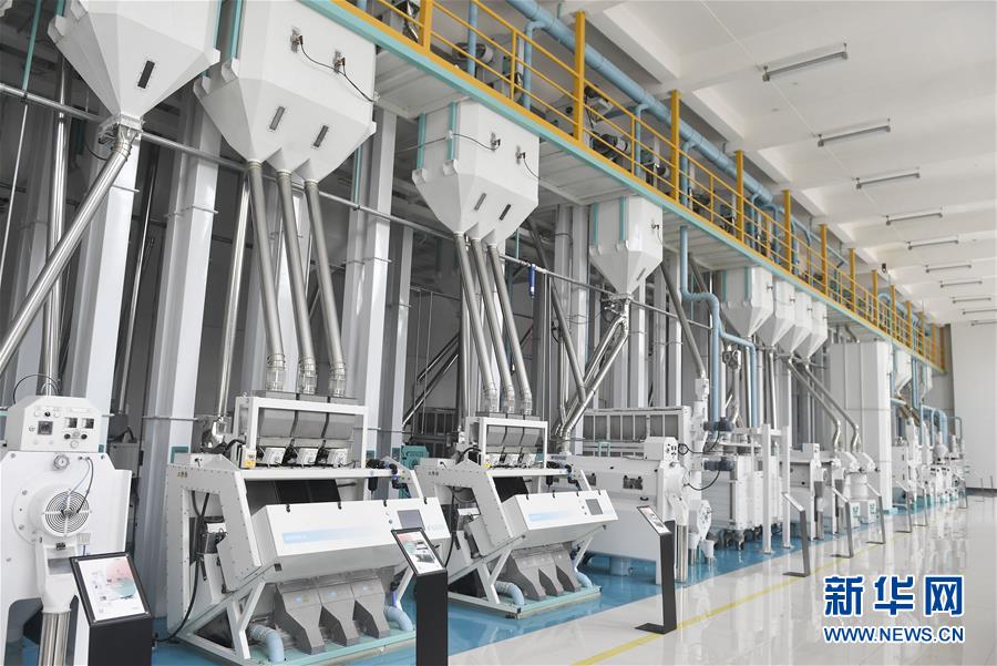 （在習(xí)近平新時(shí)代中國特色社會(huì)主義思想指引下&mdash;&mdash;新時(shí)代新作為新篇章&middot;圖文互動(dòng)）（4）吉林萬昌現(xiàn)代農(nóng)業(yè)發(fā)展先導(dǎo)區(qū)&ldquo;三變&rdquo; 