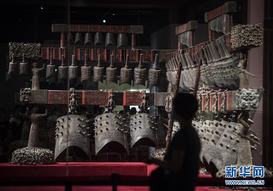 (新華調(diào)查·新中國考古重大發(fā)現(xiàn)·圖文互動(dòng))(5)“音樂寶藏”曾侯乙墓:“爆款”的中華文明悅耳之音