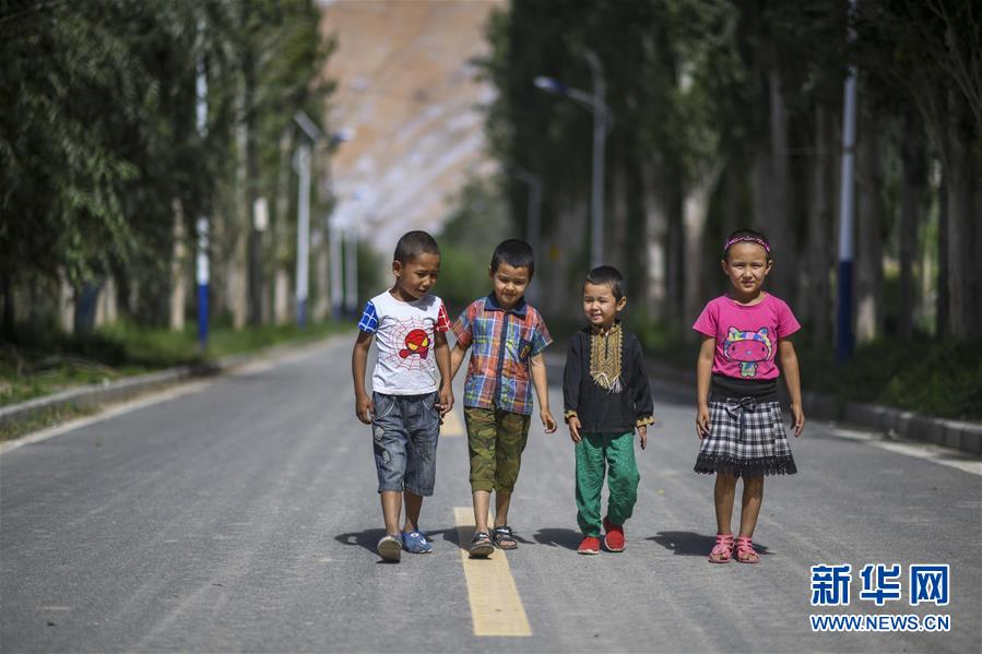 (決戰(zhàn)決勝脫貧攻堅·圖文互動)(2)記者手記:尋訪昆侖“桃花源”的“祛病”良方