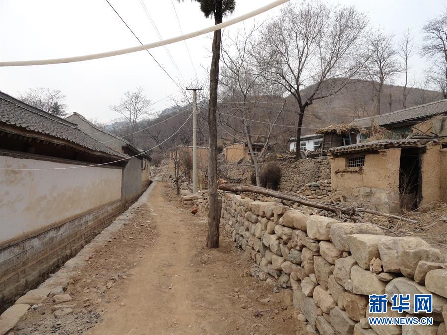 （集中連片特困地區(qū)貧困村調(diào)研行&middot;圖文互動）（4）只要有信心，黃土變成金&mdash;&mdash;河北阜平縣駱駝灣村和顧家臺村脫貧調(diào)查