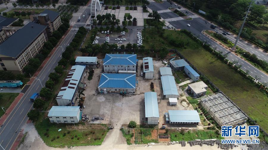 （在習(xí)近平新時代中國特色社會主義思想指引下&mdash;&mdash;新時代新作為新篇章&middot;圖文互動）（2）&ldquo;我們給火箭做減重&rdquo;&mdash;&mdash;高?？萍紕?chuàng)新進行時