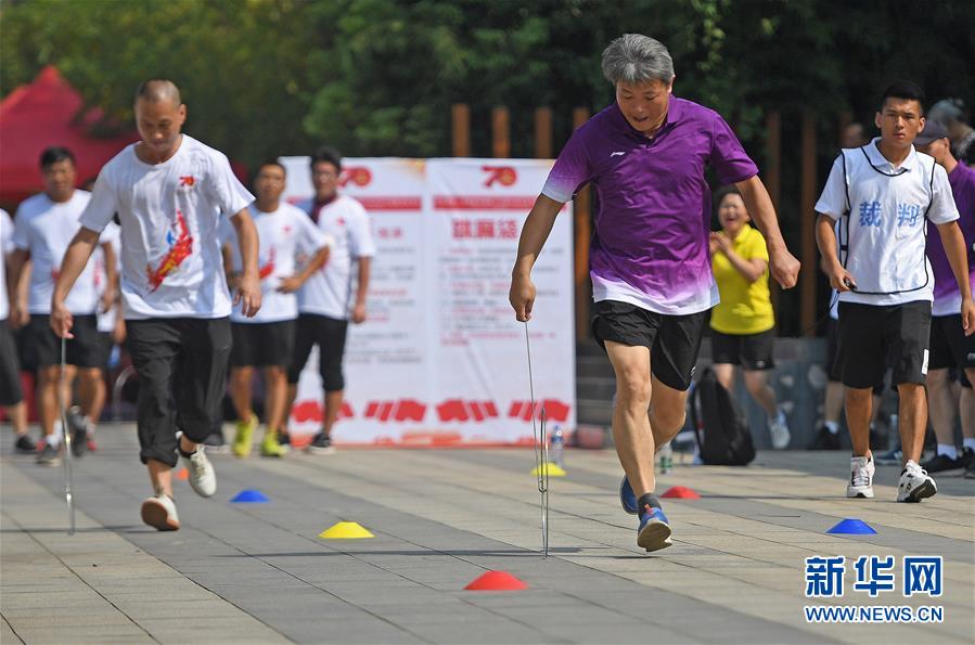 (“中國(guó)面貌”系列述評(píng)·圖文互動(dòng))(6)健康中國(guó)——70年中國(guó)面貌變遷述評(píng)之七