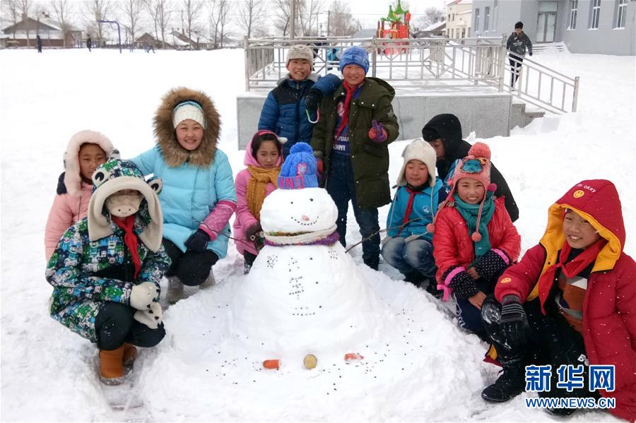 （不忘初心、牢記使命&middot;圖文互動）（4）鄉(xiāng)村教師袁艷敏：點亮山區(qū)孩子的夢