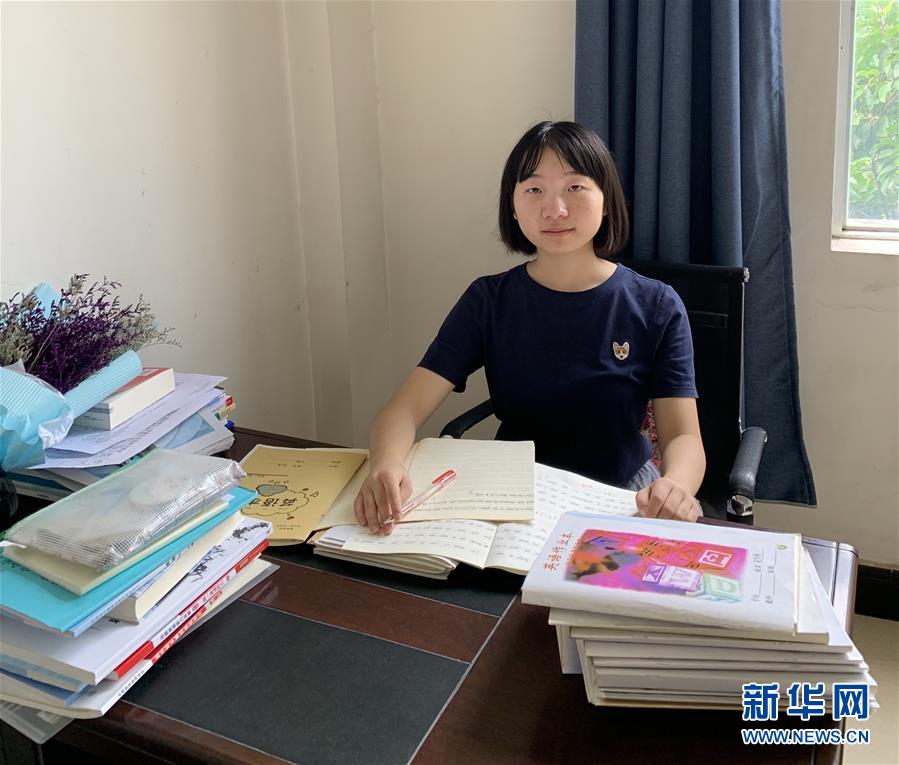 （在習近平新時代中國特色社會主義思想指引下&mdash;&mdash;新時代新作為新篇章&middot;總書記關心的百姓身邊事&middot;圖文互動)（2）&ldquo;我走進大山，是為了讓你走出大山&rdquo;&mdash;&mdash;大學生支教故事