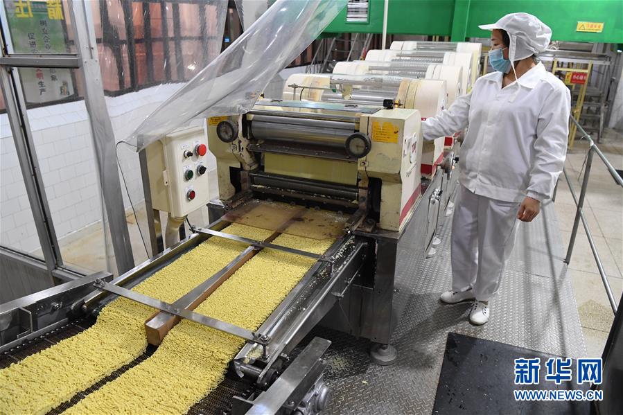 (新華全媒頭條·圖文互動(dòng))(12)大國(guó)糧倉(cāng)的新時(shí)代交響——河南農(nóng)業(yè)70年觀察