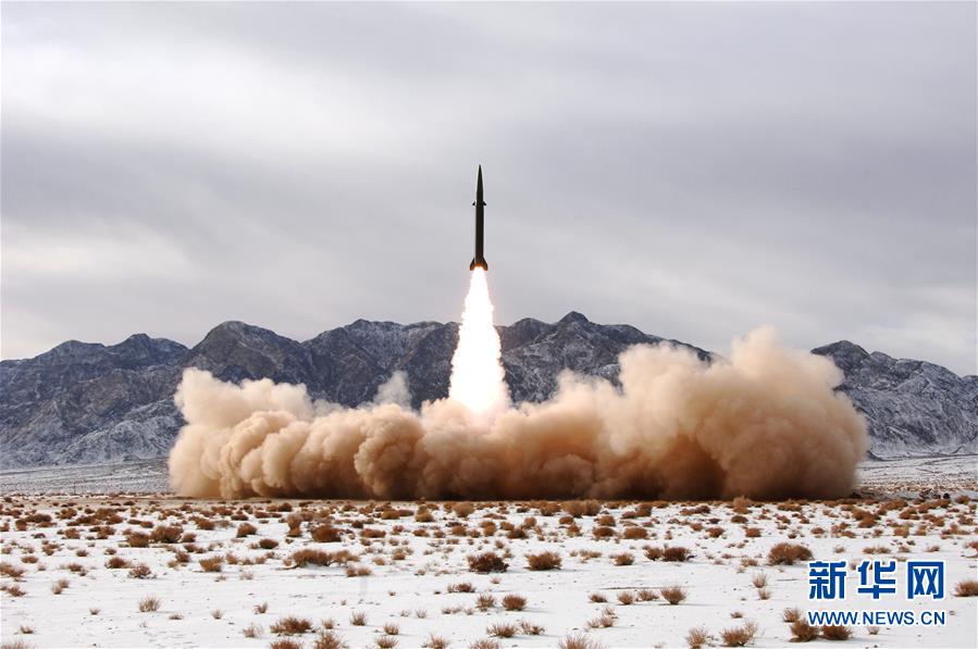 （新華全媒頭條&middot;圖文互動）（3）沿著中國特色強(qiáng)軍之路闊步前進(jìn)&mdash;&mdash;黨中央、中央軍委領(lǐng)導(dǎo)推進(jìn)國防和軍隊建設(shè)70年紀(jì)實