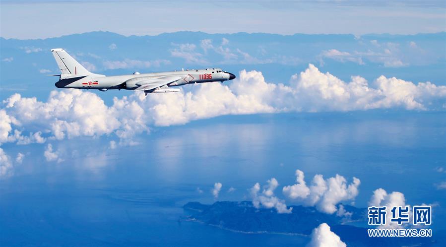 （新華全媒頭條&middot;人民空軍70年&middot;圖文互動(dòng)）（7）陽光照耀奮飛的航程&mdash;&mdash;黨中央、中央軍委和習(xí)主席關(guān)心人民空軍建設(shè)發(fā)展紀(jì)實(shí)