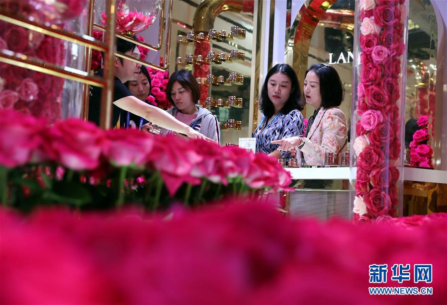 (新華全媒頭條·圖文互動)(19)秋天里的樂章——第二屆中國國際進口博覽會巡禮