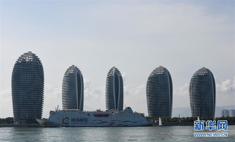 （在習近平新時代中國特色社會主義思想指引下&mdash;&mdash;新時代新作為新篇章&middot;總書記關(guān)切開放事&middot;圖文互動）（9）開放的故事講不完&mdash;&mdash;海南開放再&ldquo;提速&rdquo;