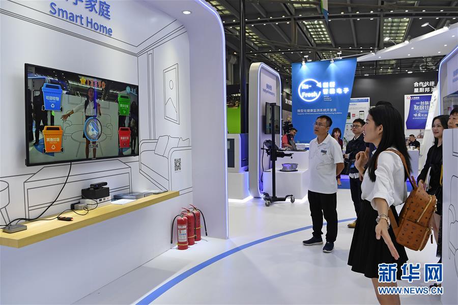 (新華全媒頭條·圖文互動(dòng))(8)觸摸跳動(dòng)的創(chuàng)新脈搏——從高交會(huì)看經(jīng)濟(jì)發(fā)展新動(dòng)能