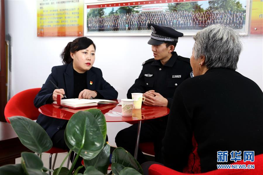 (愛國(guó)情 奮斗者·圖文互動(dòng))(4)任紅梅:陽泉段南溝社區(qū)居民的“貼心人”