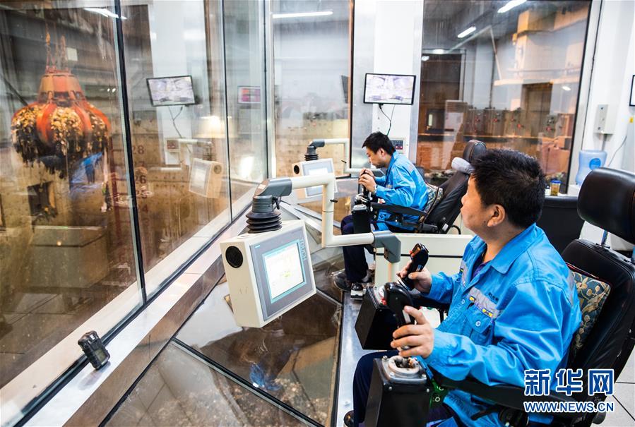 (圖文互動(dòng))(1)垃圾不分類(lèi)可罰款50至200元——北京垃圾分類(lèi)修法五大焦點(diǎn)問(wèn)題透視