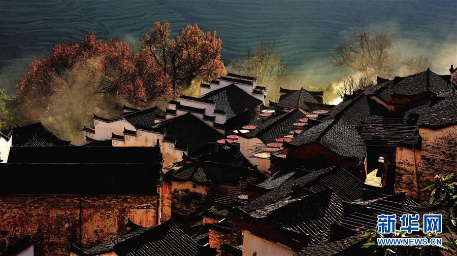 （圖文互動(dòng)）（10）鄉(xiāng)村攝影師、鄉(xiāng)村&ldquo;模特&rdquo;、民宿店主&mdash;&mdash;鄉(xiāng)村旅游推動(dòng)婺源農(nóng)民生活方式發(fā)生新變化