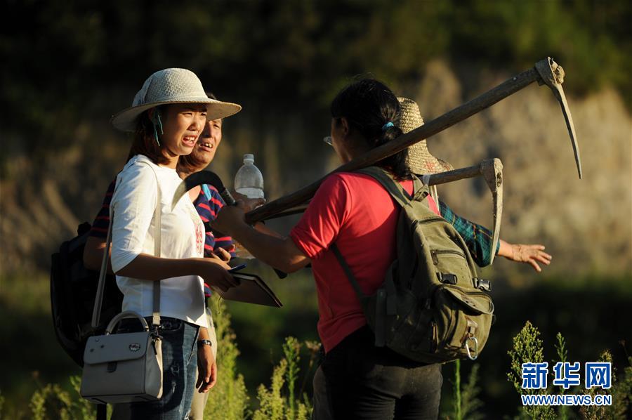 （新華全媒頭條&middot;圖文互動(dòng)）（7）干部去哪兒了？&mdash;&mdash;貴州干部大規(guī)模下沉脫貧攻堅(jiān)一線紀(jì)實(shí)