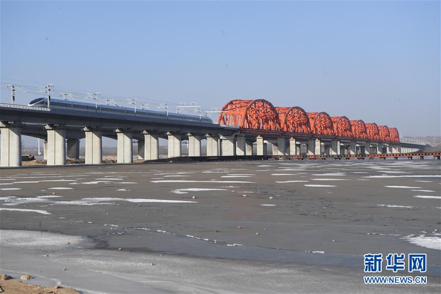 （新華全媒頭條&middot;圖文互動）（10）百年跨越，逐夢京張&mdash;&mdash;寫在京張高鐵開通暨中國高鐵突破3.5萬公里之際