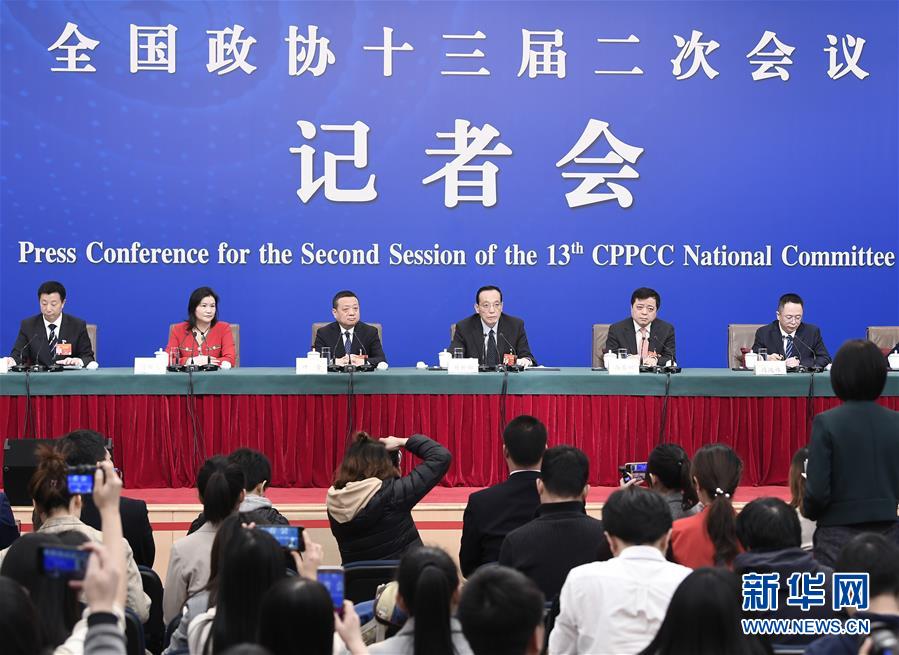 （兩會）（1）政協(xié)委員談優(yōu)化營商環(huán)境、促進民營經(jīng)濟高質(zhì)量發(fā)展