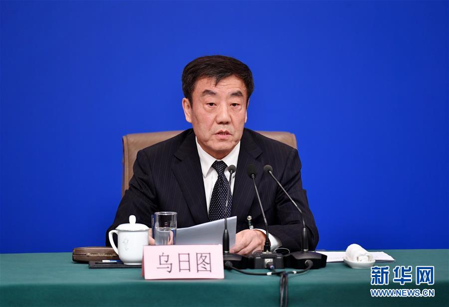 （兩會&middot;XHDW）（9）全國人大相關負責人就&ldquo;人大立法工作&rdquo;答記者問