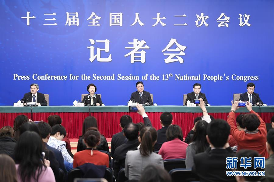 （兩會&middot;XHDW）（2）最高人民法院審判委員會副部級專職委員劉貴祥等就&ldquo;攻堅(jiān)&lsquo;基本解決執(zhí)行難&rsquo;&rdquo;答記者問