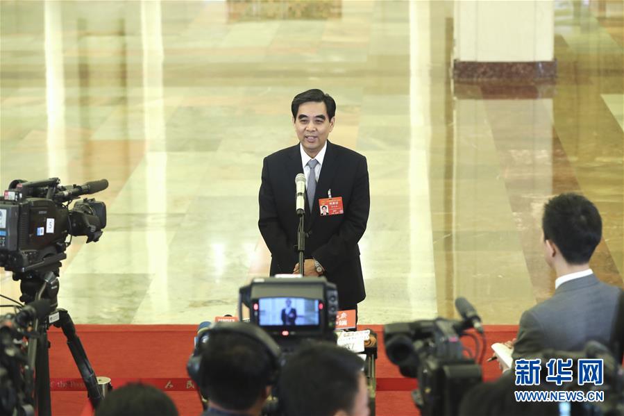 （兩會(huì)&middot;面對(duì)面）（8）采訪部長(zhǎng)