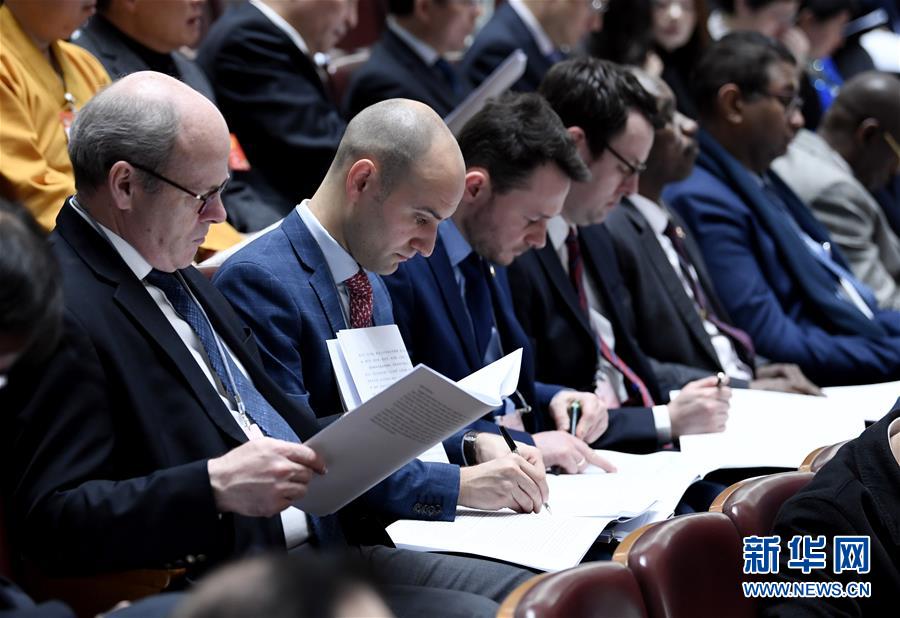 （新華全媒頭條&middot;圖文互動(dòng)）（10）2019&mdash;&mdash;春天里的中國兩會(huì)故事